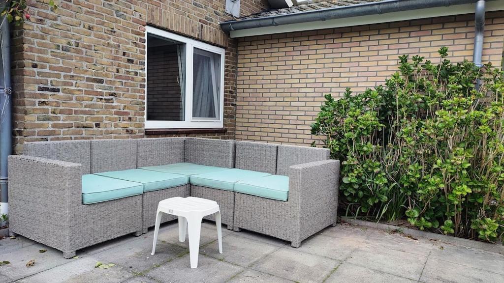 Vakantiehuis Hollum Ameland Dichtbij Strand En Met Ruime Tuin - Ameland39 Nl Dış mekan fotoğraf